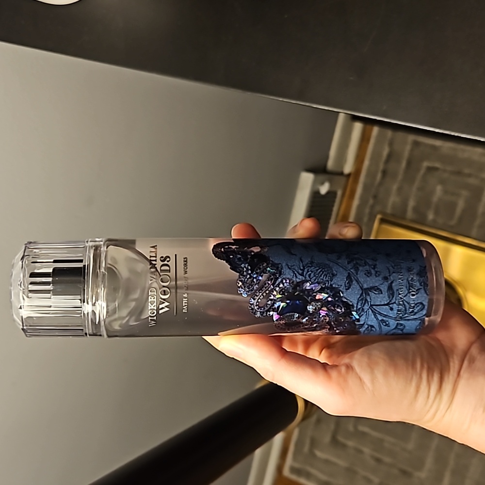 New wicked vanilla woods fine fragrance mist from bath and body works